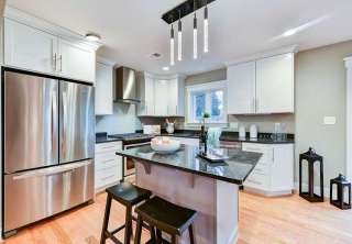 1918-S-Pollard-St-Arlington-VA-small-010-40-DSC-9536-7-8-9Natural01-666x444-72dpi