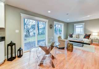 1918-S-Pollard-St-Arlington-VA-small-015-10-DSC-9556-7-8-9Natural01-666x444-72dpi