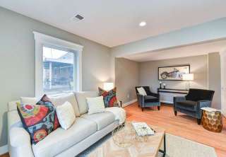 1918-S-Pollard-St-Arlington-VA-small-019-29-DSC-9572-3-4-5Natural01-666x444-72dpi