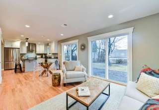 1918-S-Pollard-St-Arlington-VA-small-020-26-DSC-9576-7-8-9Natural01-666x444-72dpi