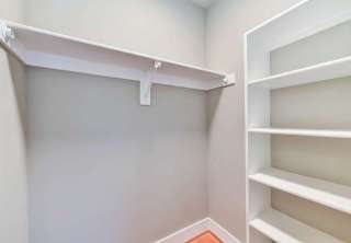 1918-S-Pollard-St-Arlington-VA-small-028-25-DSC-9608-09-10-11Natural01-666x444-72dpi