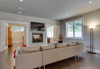 4033-22nd-st-n-arlington-va-large-008-living-room-1500x1000-72dpi-copy