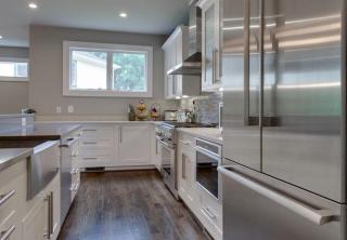 4033-22nd-st-n-arlington-va-large-012-kitchen-667x1000-72dpi-copy